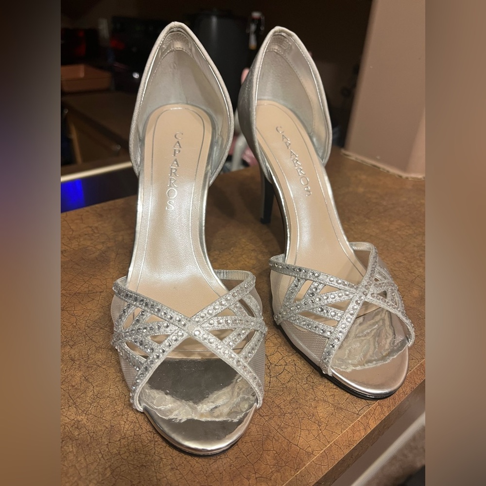 Caparros size 8.5 heels